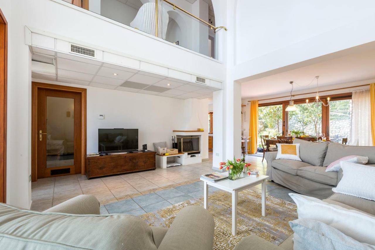 Villa Alma Veli Lošinj Kültér fotó